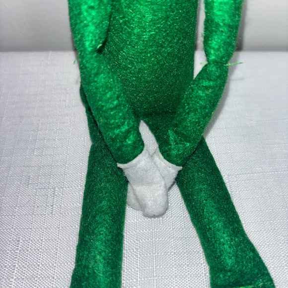 Grinch On A Shelf Green Plush 12" Christmas Elf Doll Toy NWT - Picture 4 of 5
